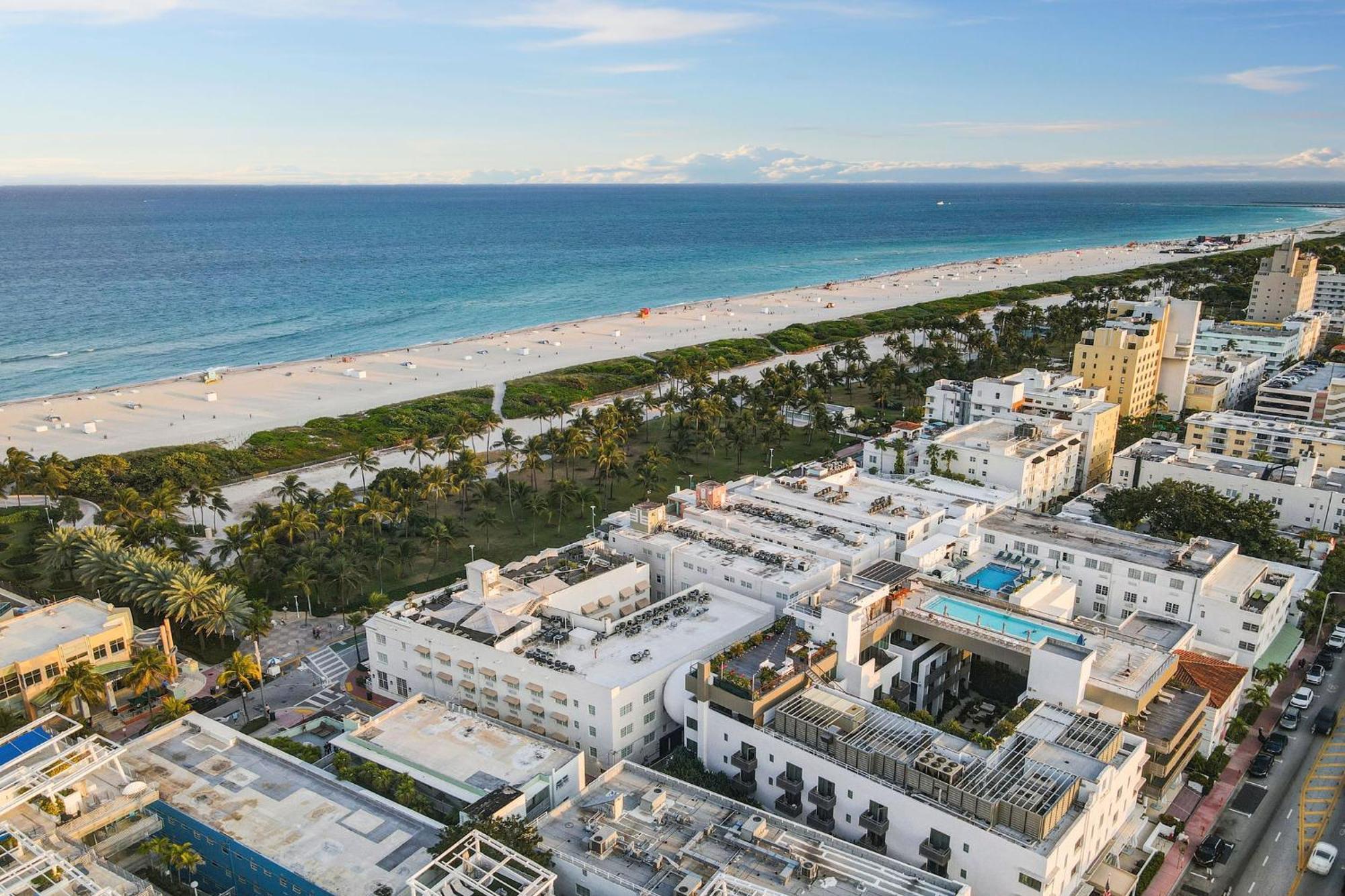 Beachy 1 B/R, W/2 Queen Beds, On Ocean Drive Beach 마이애미 비치 외부 사진